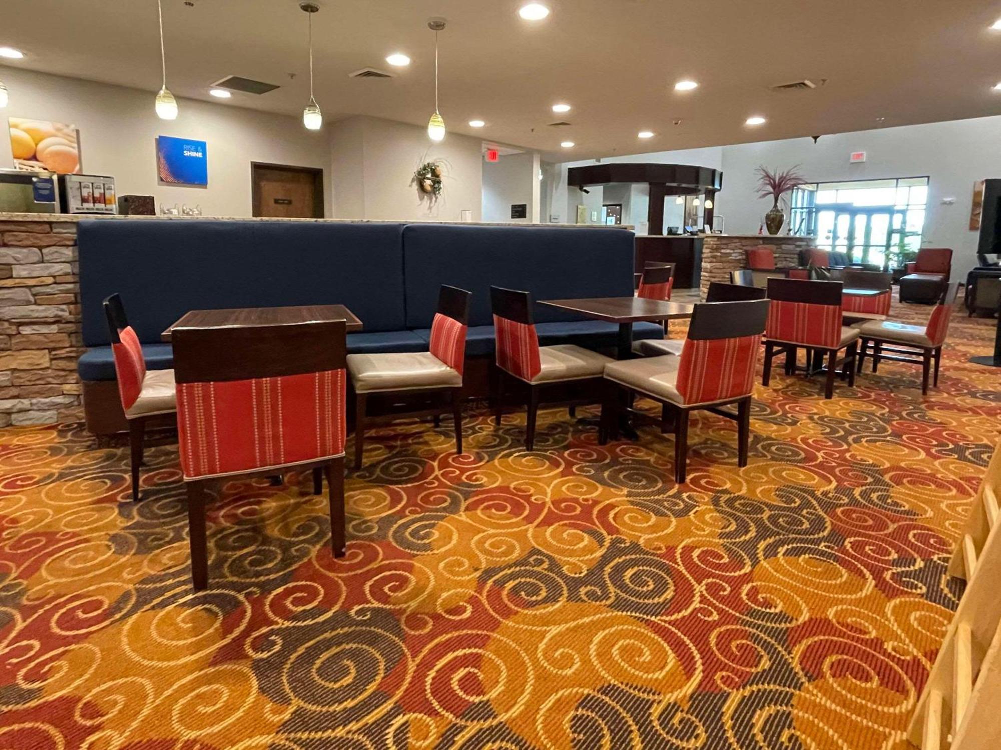 Comfort Suites Altoona Eksteriør billede