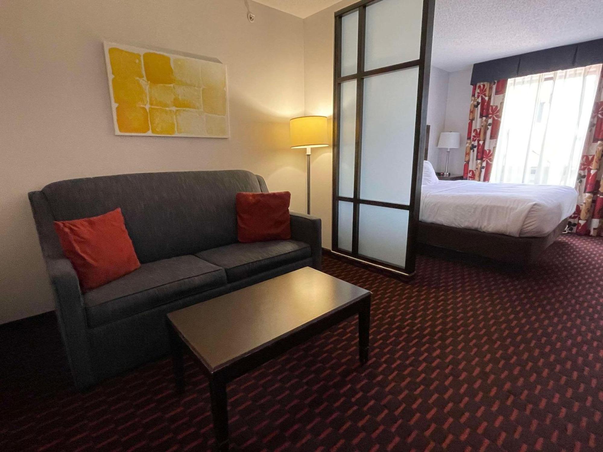Comfort Suites Altoona Eksteriør billede